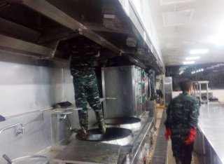 酒店厨房清洁保养